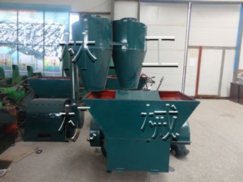 點(diǎn)擊查看詳細(xì)信息<br>標(biāo)題：自動(dòng)進(jìn)料粉碎機(jī) 閱讀次數(shù)：1687