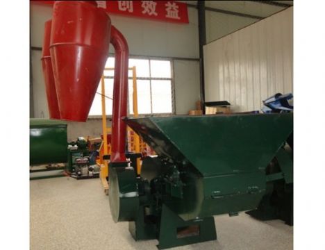 點(diǎn)擊查看詳細(xì)信息<br>標(biāo)題：雙沙克龍粉碎機(jī) 閱讀次數(shù)：1837