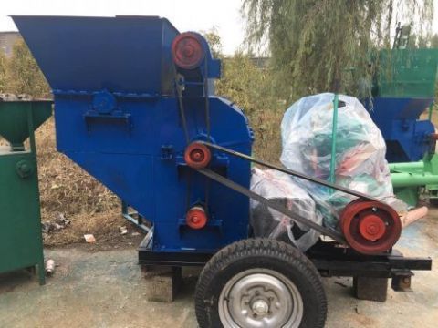 點(diǎn)擊查看詳細(xì)信息<br>標(biāo)題：粉碎機(jī)　 閱讀次數(shù)：2001