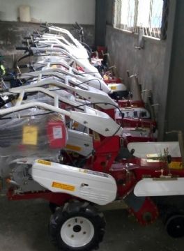 點(diǎn)擊查看詳細(xì)信息<br>標(biāo)題：開(kāi)溝機(jī) 閱讀次數(shù)：1778