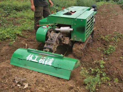 點擊查看詳細(xì)信息<br>標(biāo)題：履帶開溝機　 閱讀次數(shù)：1883