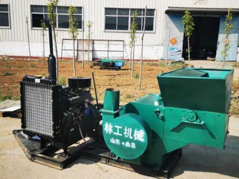 點(diǎn)擊查看詳細(xì)信息<br>標(biāo)題：飼料粉碎機(jī) 閱讀次數(shù)：1776