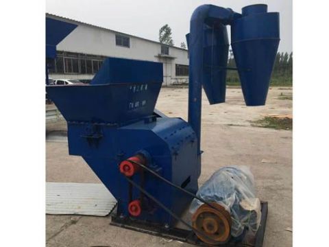 點(diǎn)擊查看詳細(xì)信息<br>標(biāo)題：飼料粉碎機(jī) 閱讀次數(shù)：1879