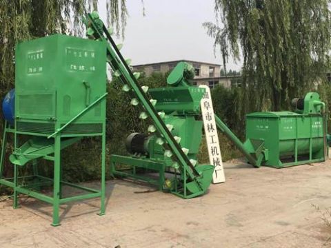 點(diǎn)擊查看詳細(xì)信息<br>標(biāo)題：飼料顆粒機(jī) 閱讀次數(shù)：2663