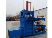 點(diǎn)擊查看詳細(xì)信息<br>標(biāo)題：秸稈打包機(jī) 閱讀次數(shù)：2013